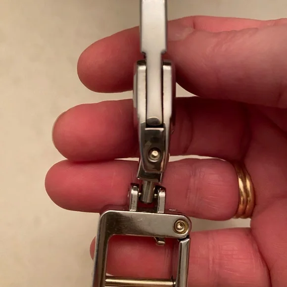 Mercedes Benz Silver Keychain with Black Accent - Picture 4 of 7